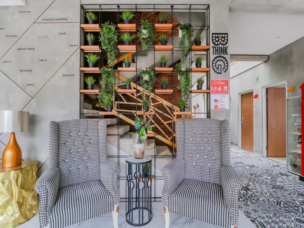 Super Oyo Collection O 31 The Batik Bed And Coffee Bandung Hotel Exterior photo