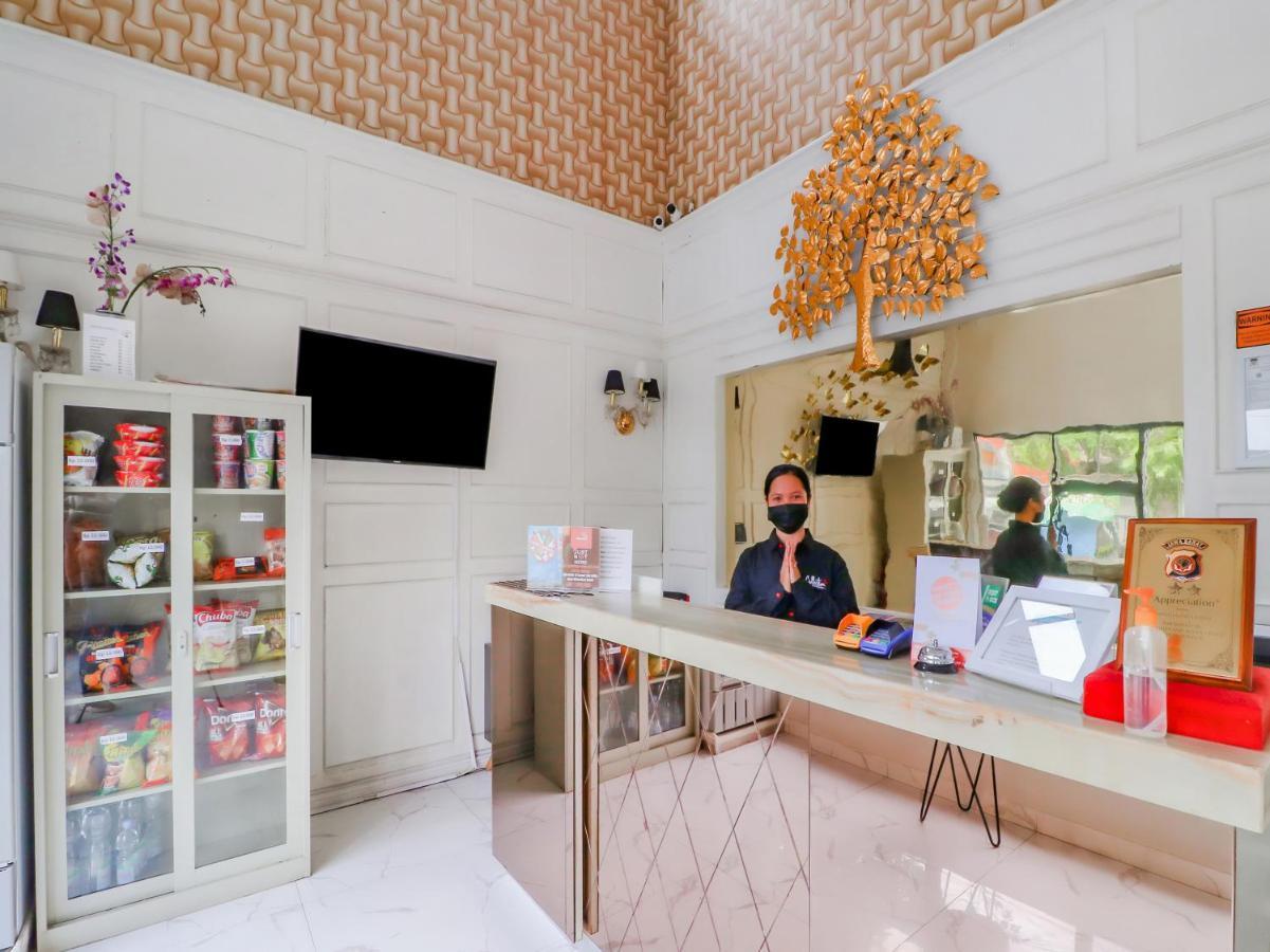 Super Oyo Collection O 31 The Batik Bed And Coffee Bandung Hotel Exterior photo