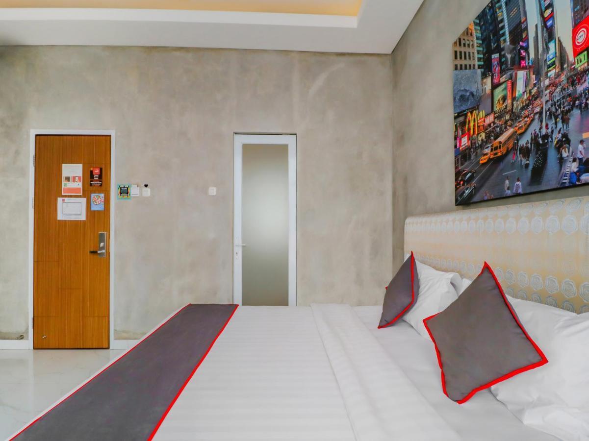 Super Oyo Collection O 31 The Batik Bed And Coffee Bandung Hotel Exterior photo
